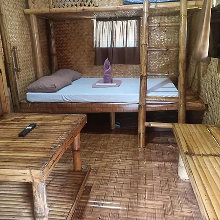 Villa Skanderbeg Guest House Talaudyong Beach-3